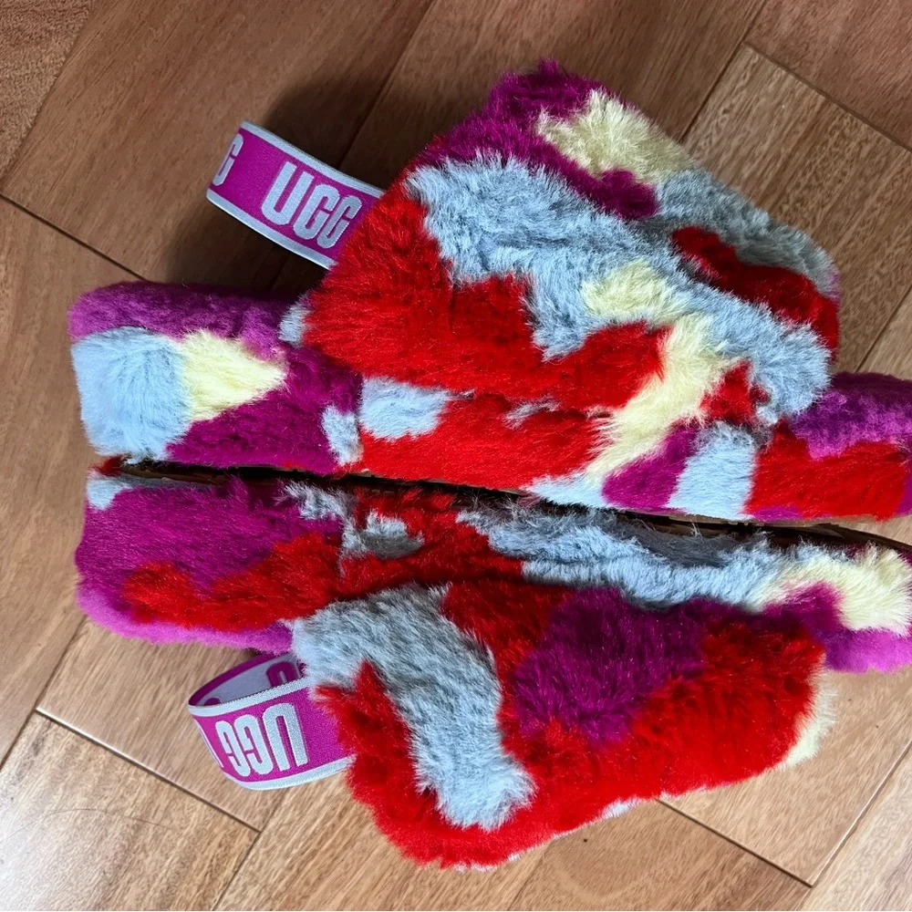 UGG Fluff Yeah Slide Multicolor Slippers/Sandals - Picture 2 of 9